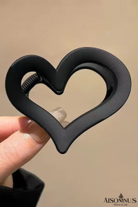 Black Simple Frosted Heart Shaped Hair Claw Clip