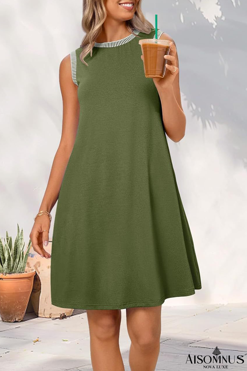 Vineyard Green Contrast Trim Casual Sleeveless Mini Dress