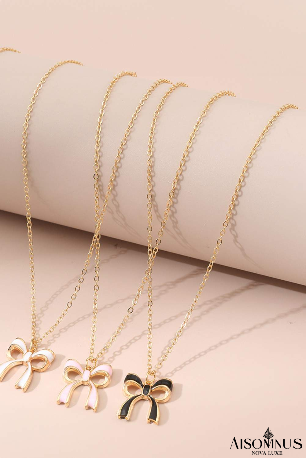 White Triple Layered Bowknot Necklace