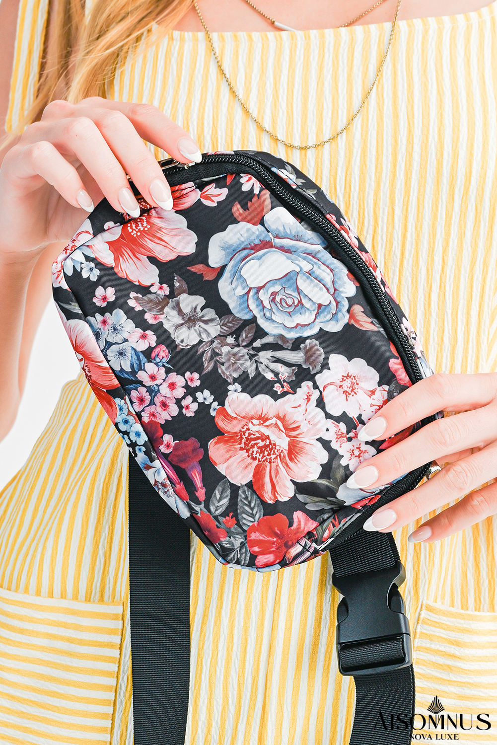 Black Floral Zipper Crossbody Bag