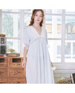 Loose plain cotton silk nightdress