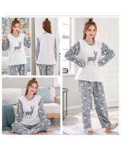 Ladies' long-sleeved flannel can be worn outside cute pajamas