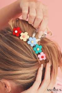 Multicolour 60s Flowers Cute Plastic Hair Claw