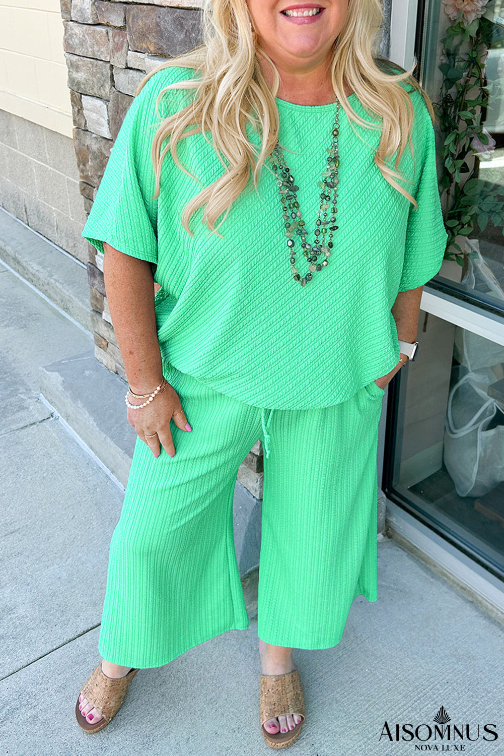 Mint Green Textured Batwing Sleeve Tee & Wide Leg Pants Plus Size Set