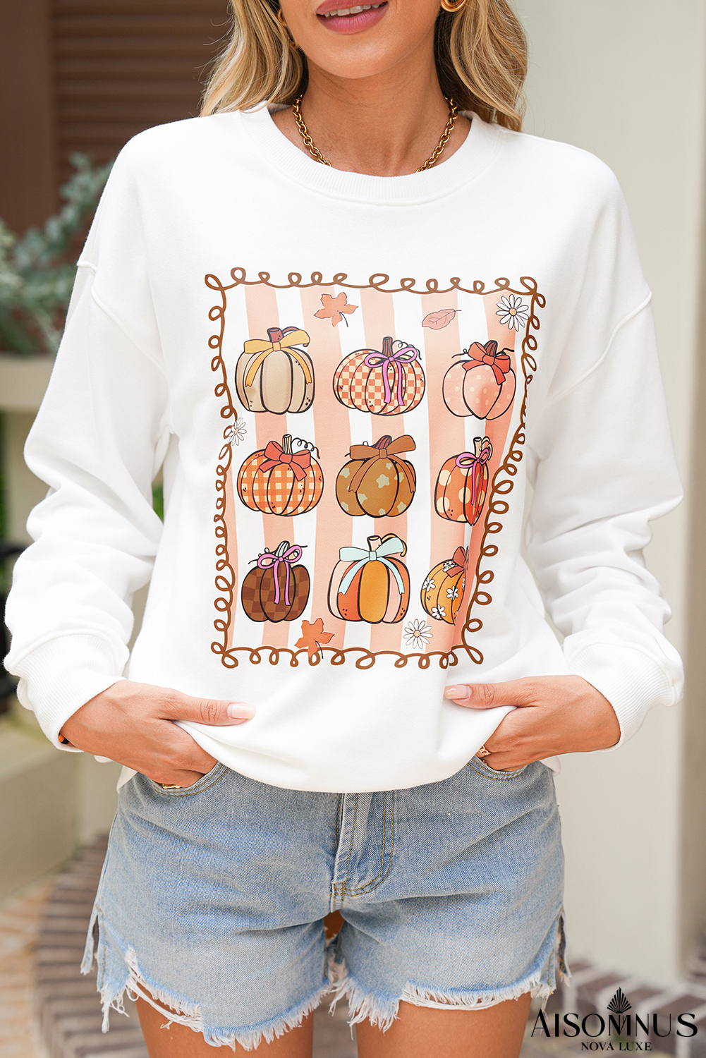 White Fall Bow Pumpkin Round Neck Graphic Sweatshirt
