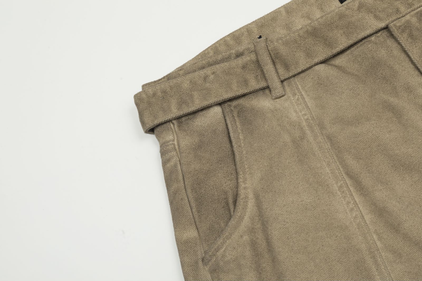 Distressed Work Pants with Pleated and Loose Fit for Men and Women