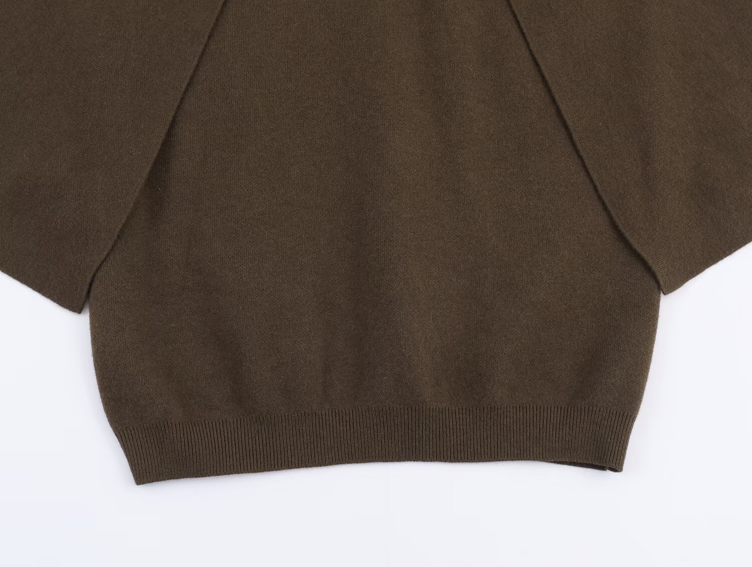 Polyester Plain Tiered Batwing Collarless Sweater