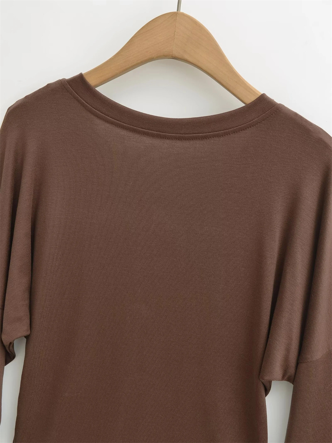 Slim Fit V Neck Ruched Waist Dolman Tee