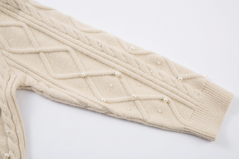 Urban Relaxed Fit Long Sleeve Plunge Neck Cardigan