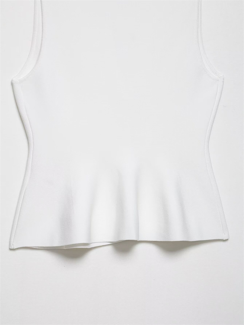 European Ladies' Sleeveless Crew Collar Plain Knitwear
