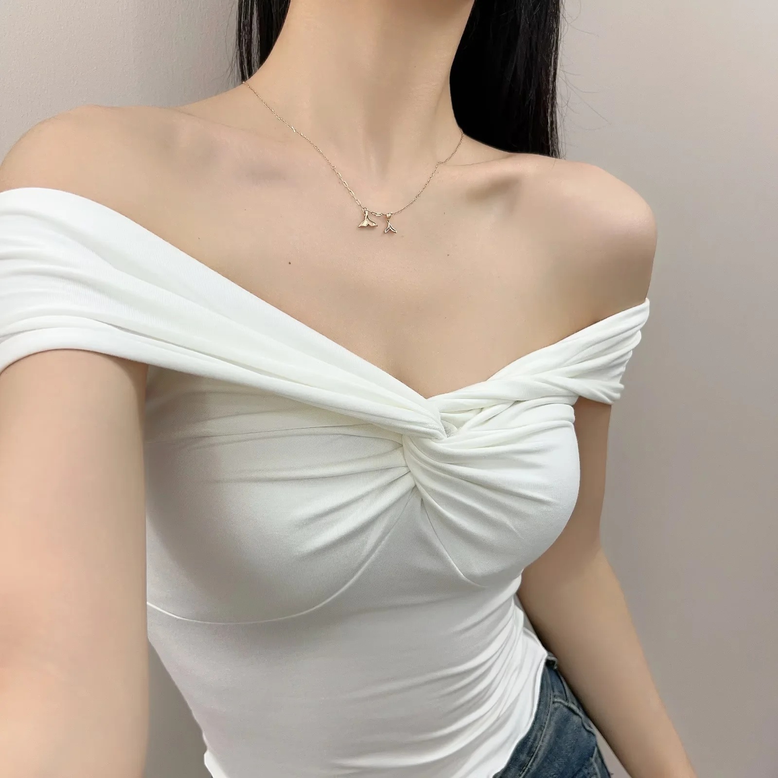 Sexy Asymmetric Neckline Cropped Sleeve Shirt
