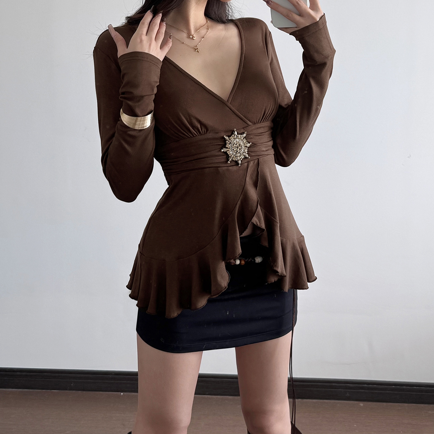 Solid Flounce Long Sleeve Short Tee Metallic Trim