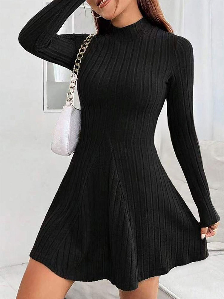 Ladies U-Neck Fitted Barred Dress