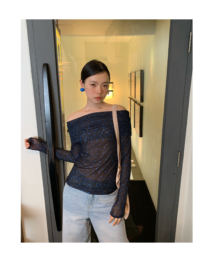 Asymmetric Long Sleeve Wave Point Slim Top