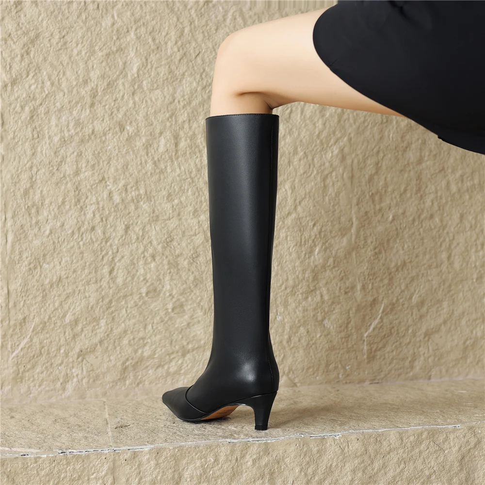 Ladies Classic Pointy Cowhide Tall Boot