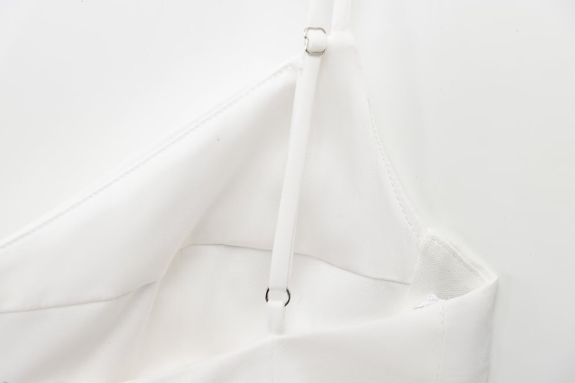 European American Sleeveless Cami