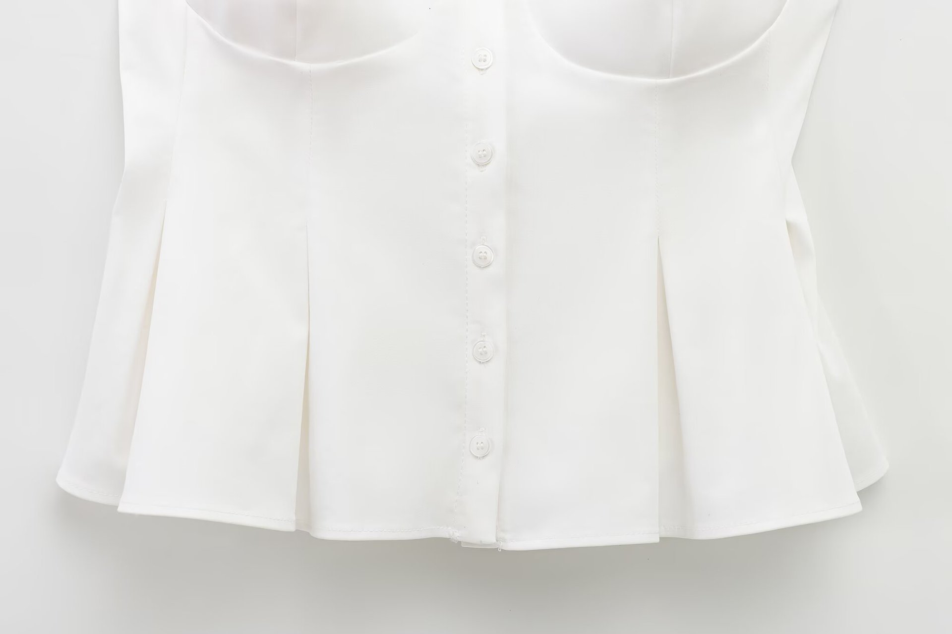 European American Sleeveless Cami