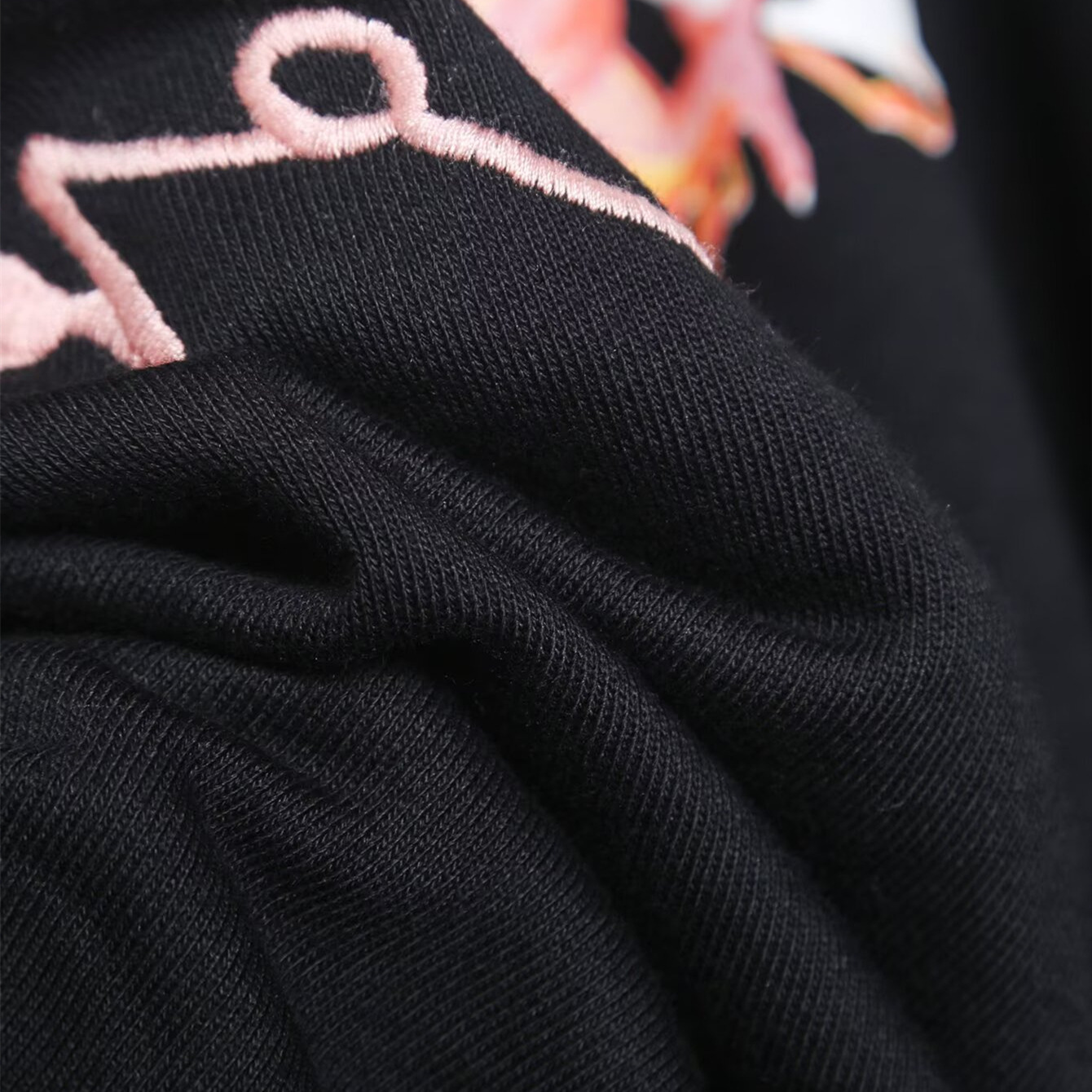 Casual printed round neck hoodie for women