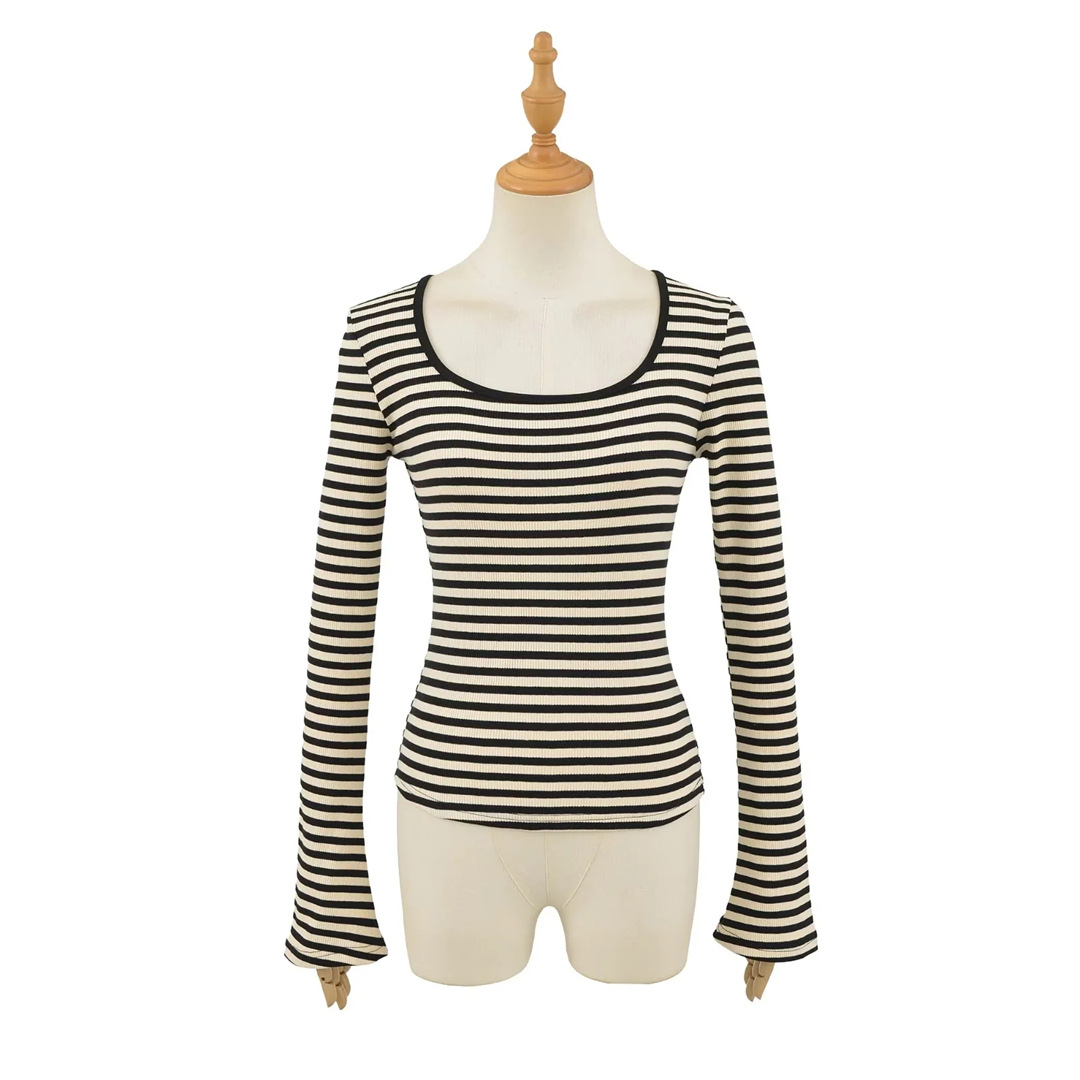 Flirty Boxy Neckline Arm-Length Striped Body