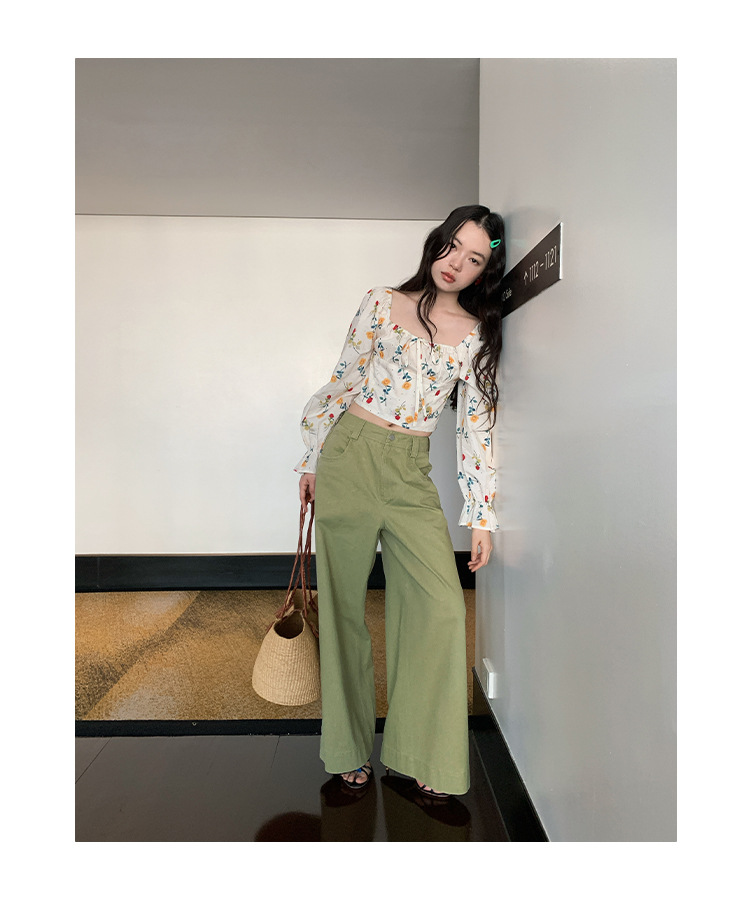 U-Neck Breezy Fragmented Blossom Body-Hugging Cropped Top