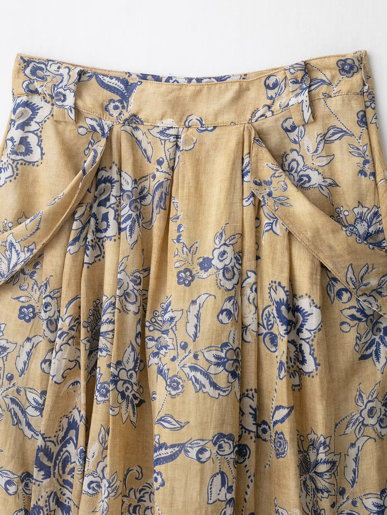 Ladies Vintage Patterned Utility Knee Length Skirt