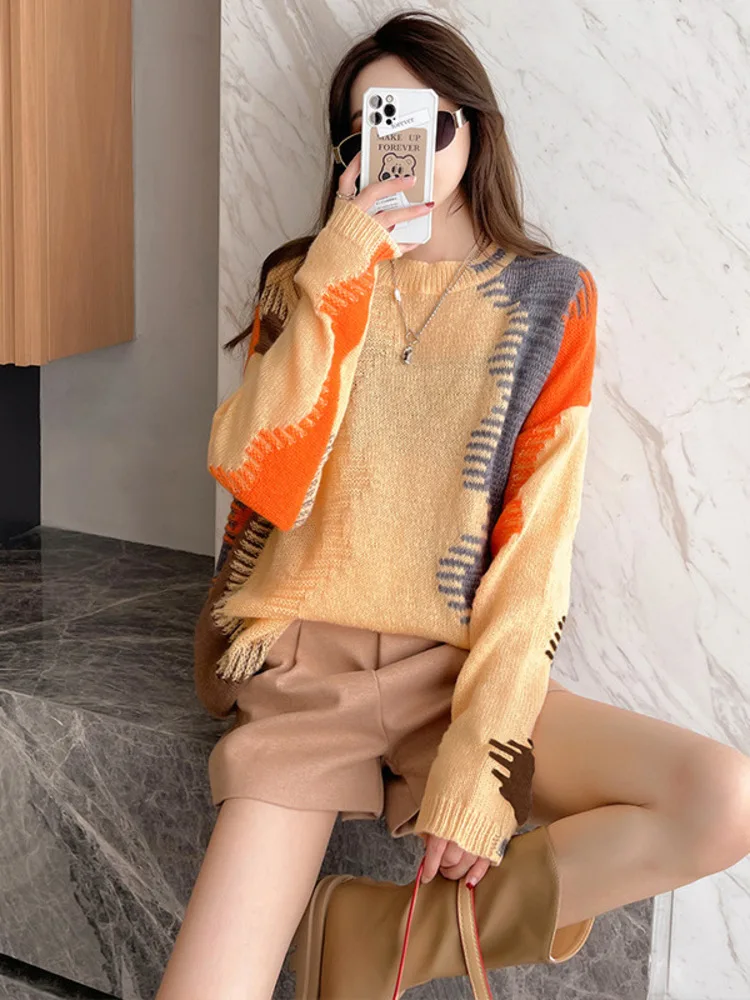 Ladies Oversized Retro Two-Tone Acrylic Sweater