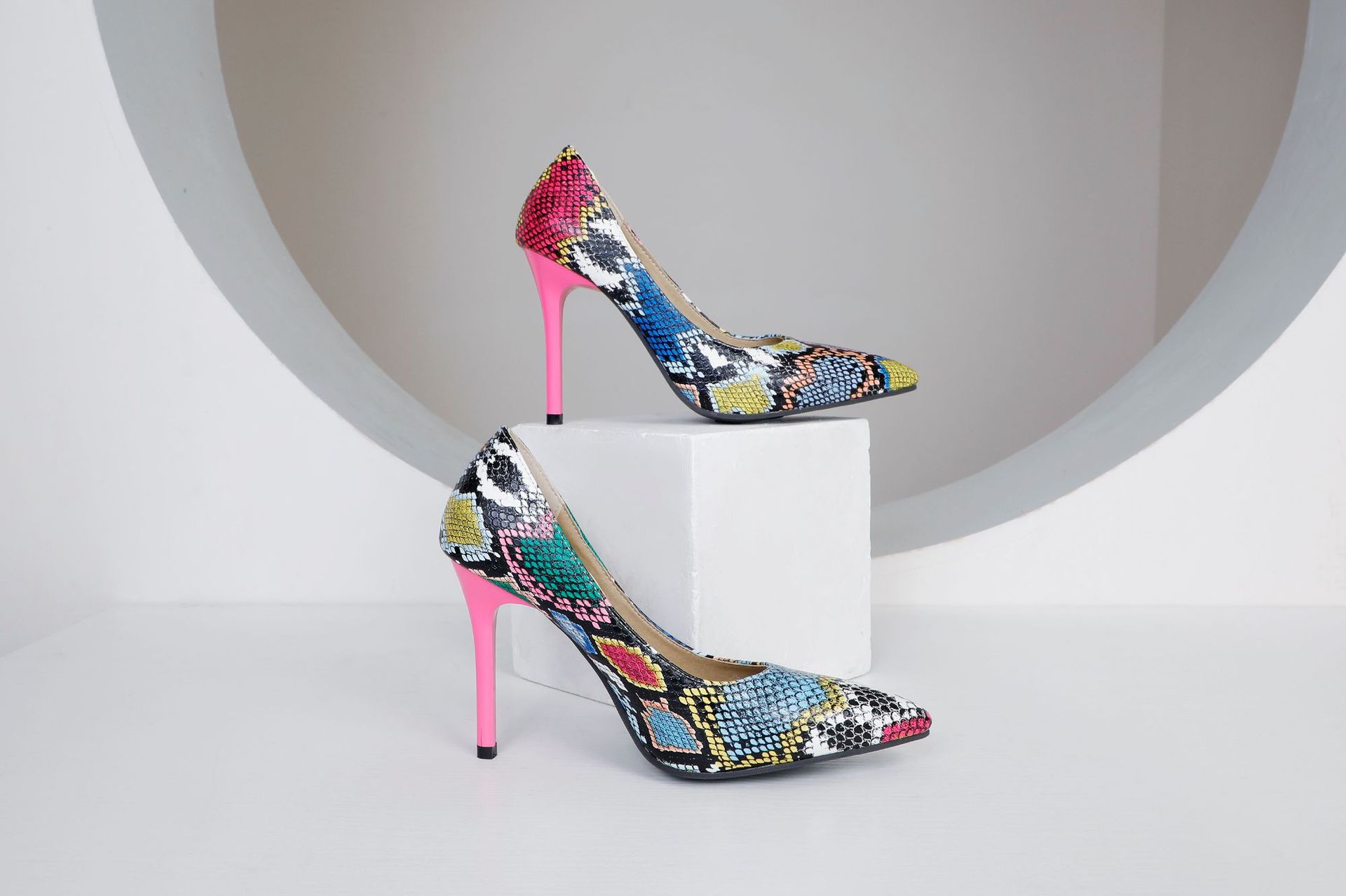 Single shoe shallow mouthed pointed women's high heels, seasonal styles