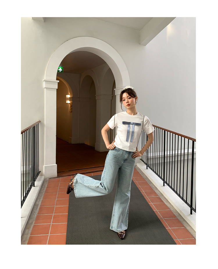 Ladies' Body-Hugging Round Neck Tie Front T-shirt
