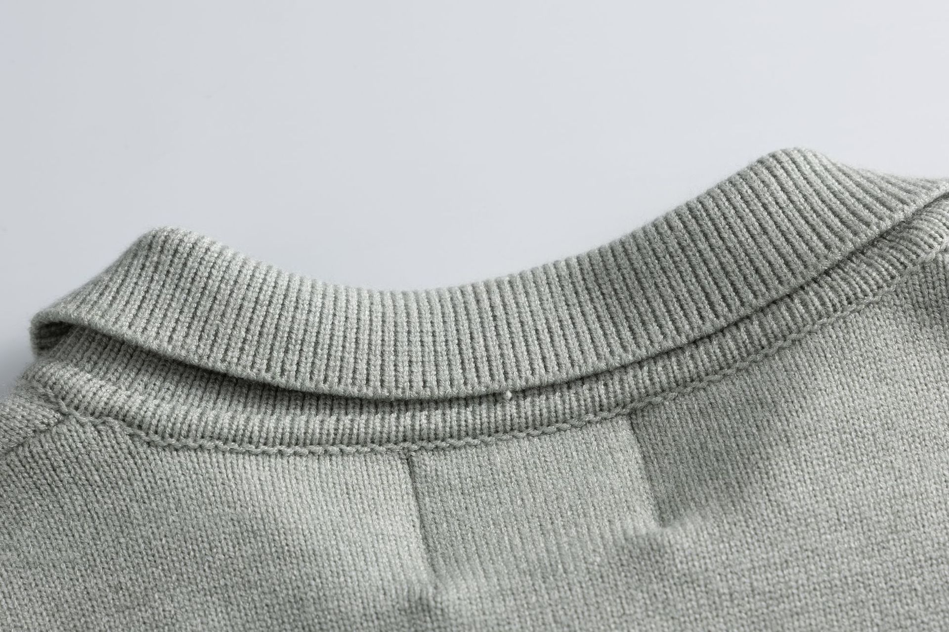 American Trend Button-Down Knitwear