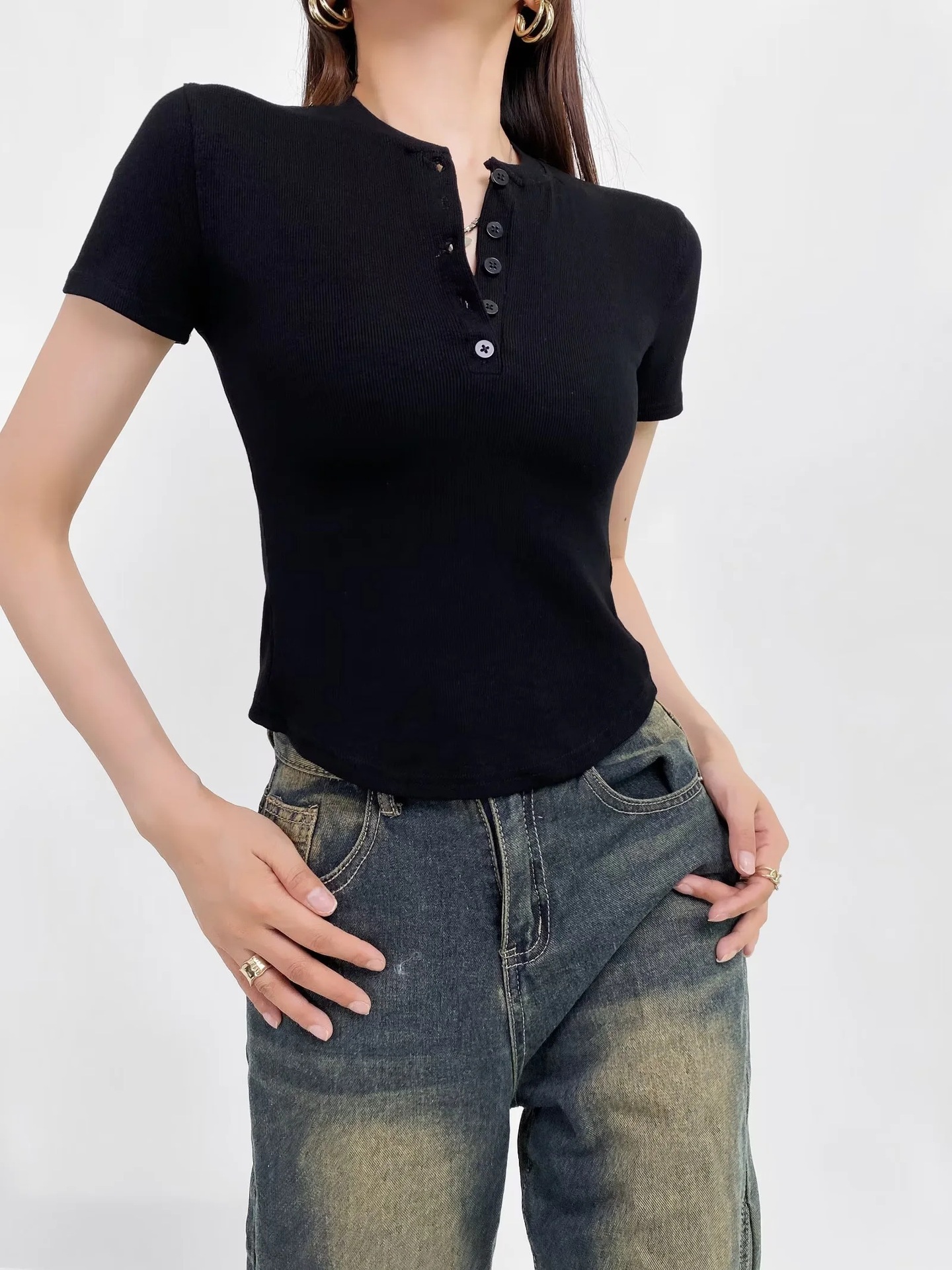 Ladies Plain Fitted Crew Neck Tee