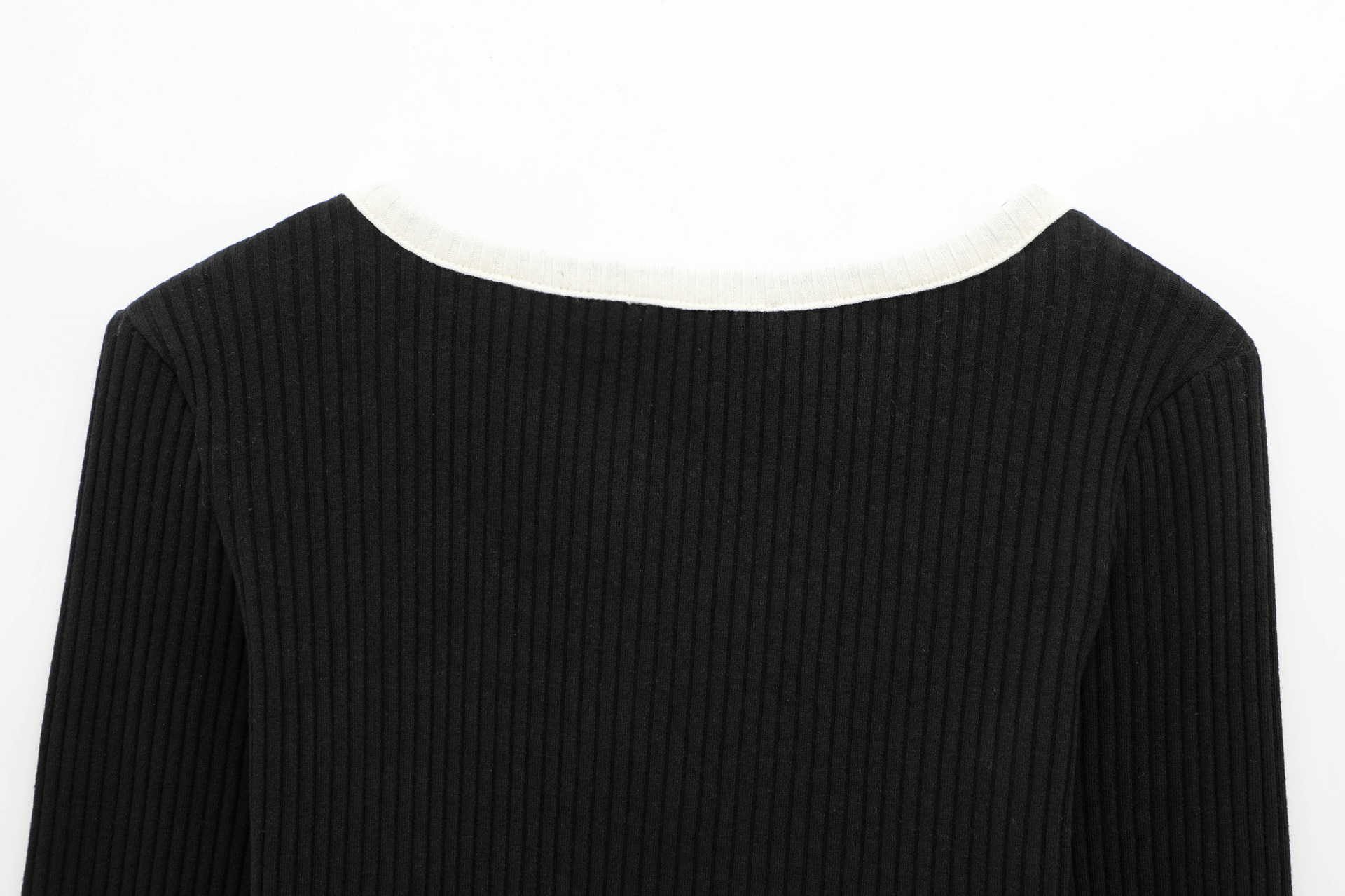 Ladies Solid Long Sleeve Plunge Sweater Tiered Trim