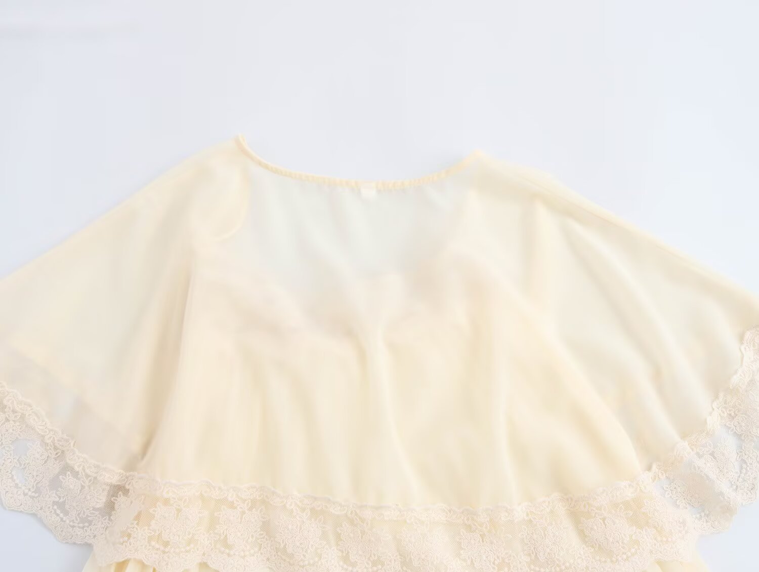 V-neck flying sleeve waist cinched A-line long skirt dress for women