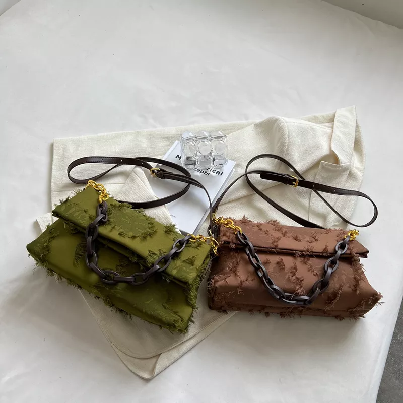 Canvas Crossbody Bags for Women New In Latest Trend Designer Chain Shoulder armpit Handbags Small Underarm Bag