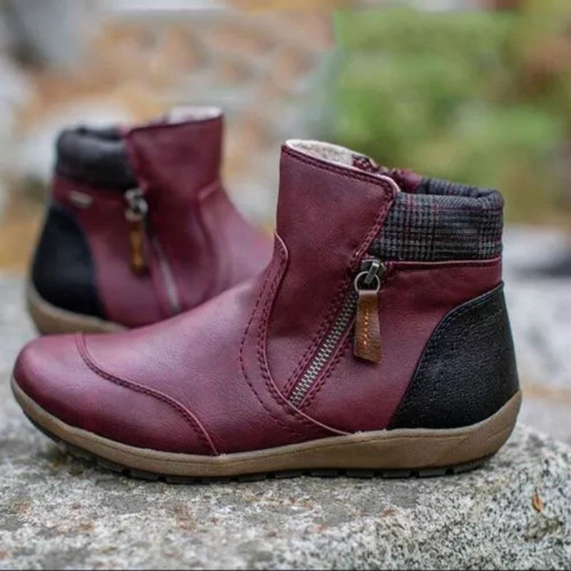 New Short Boots Winter Fashion Leather Panel Flat Bottom Zipper Martin Boots Large Women's Shoes