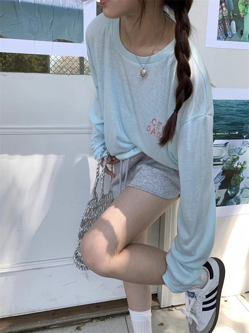 Ladies Relaxed Long Sleeve UV Graphic Hood Shirt