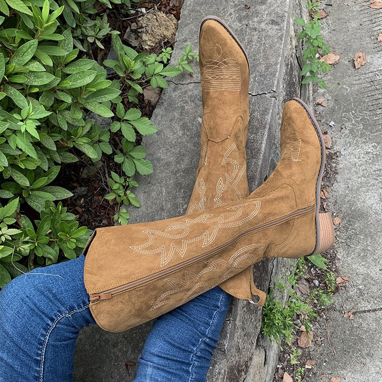 Brown thick heeled mid calf knight boots short boots Western cowboy