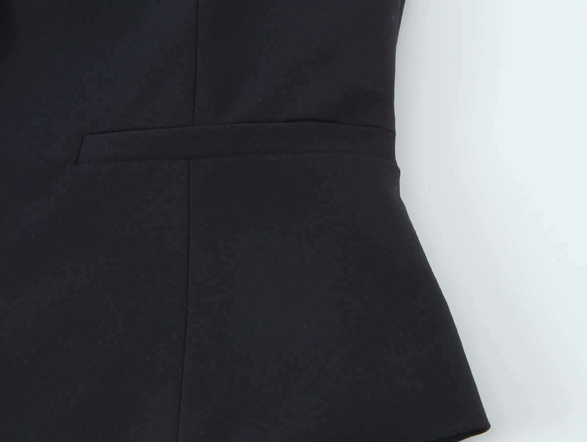 Women's Open Back Contrast Hem Sleeve Free Tee