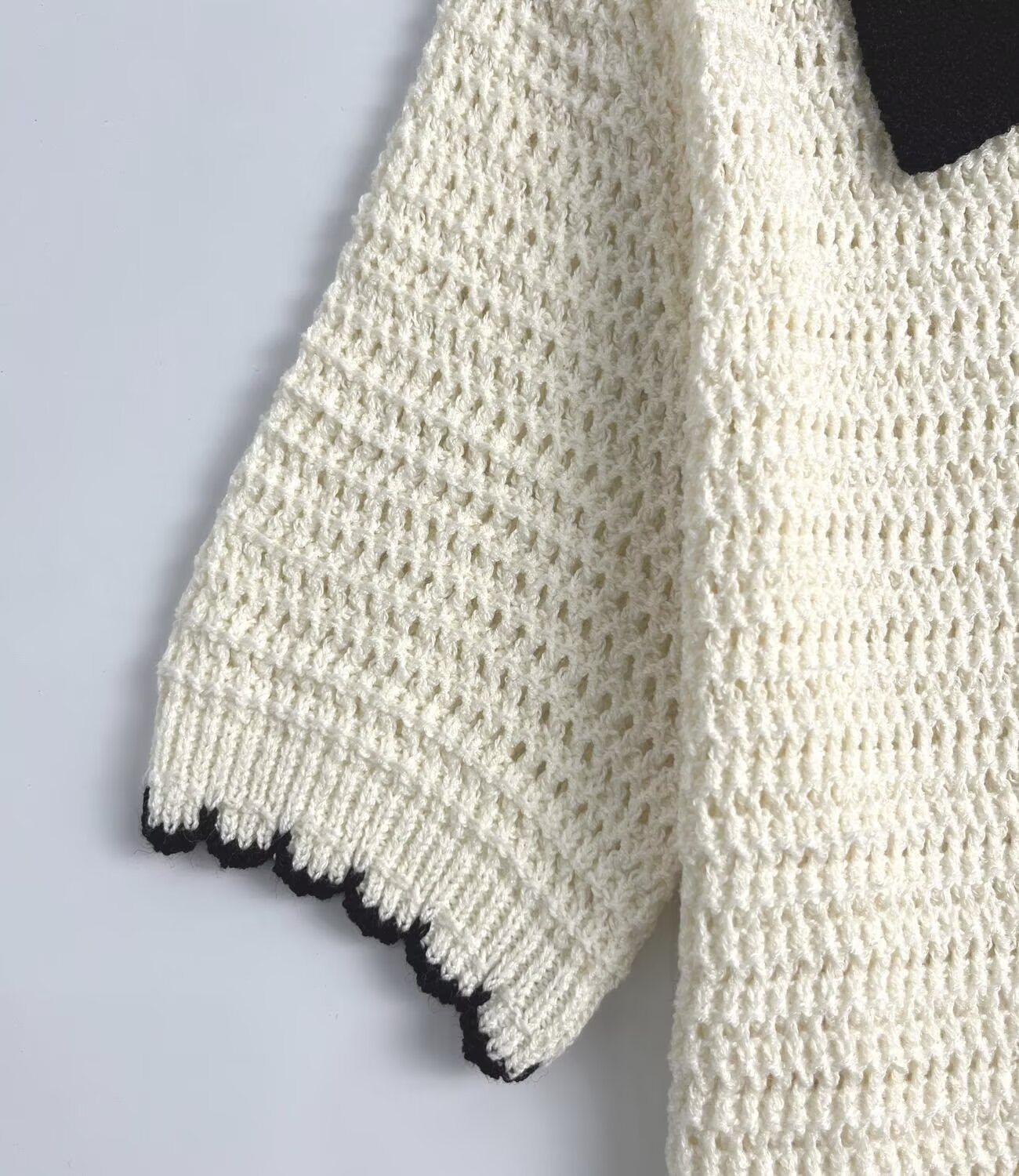Solid Three-Quarter Length Ribbon Neckband Slim Fit Sweater