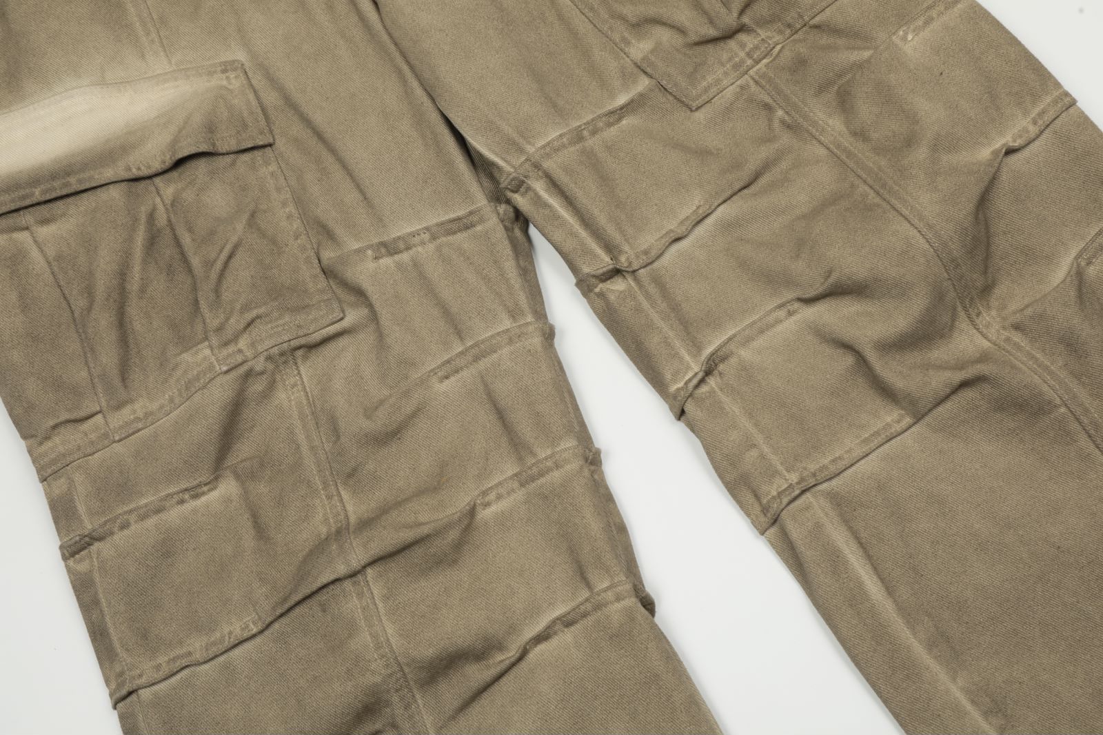 Distressed Work Pants with Pleated and Loose Fit for Men and Women
