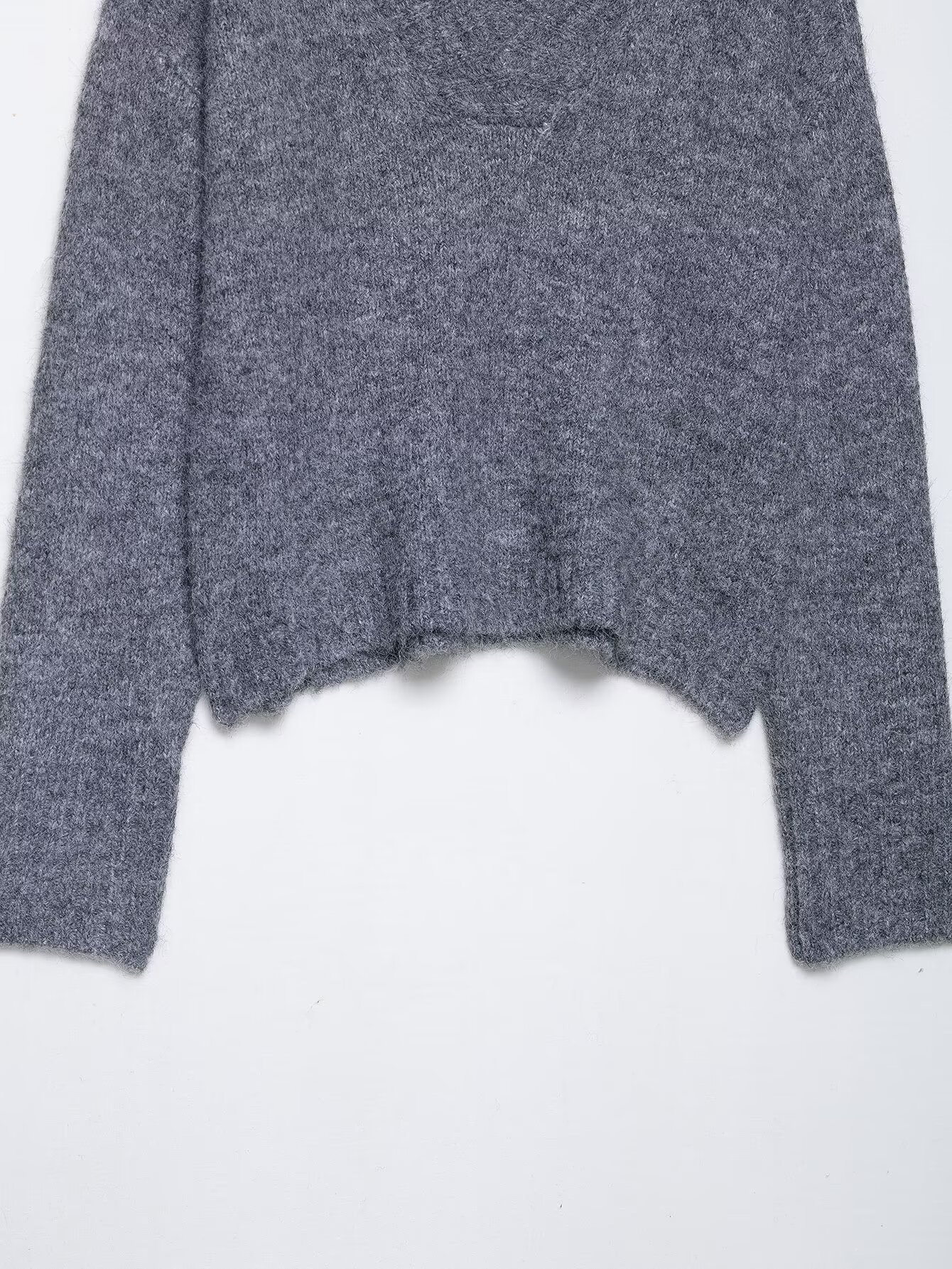 Classic Ladies Wrist-Length Plain Polyester Sweater