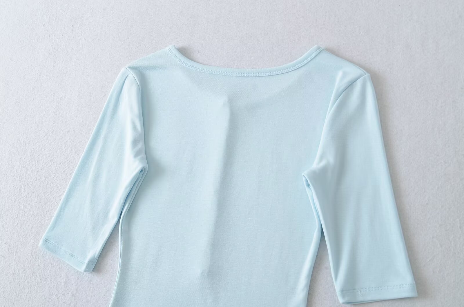 V-Neck Single Row Button Mid-Sleeve T-Shirt