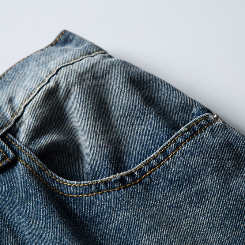 Distressed Relaxed Straight Leg Slightly Wide Washed Raw Edge Denim Pants