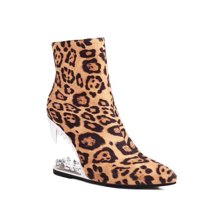 Hollow Out Tiger Tooth Shaped Heel Design Short Boots New Fashionable Leopard Print Zebra Zippered Women's Ankle Boot