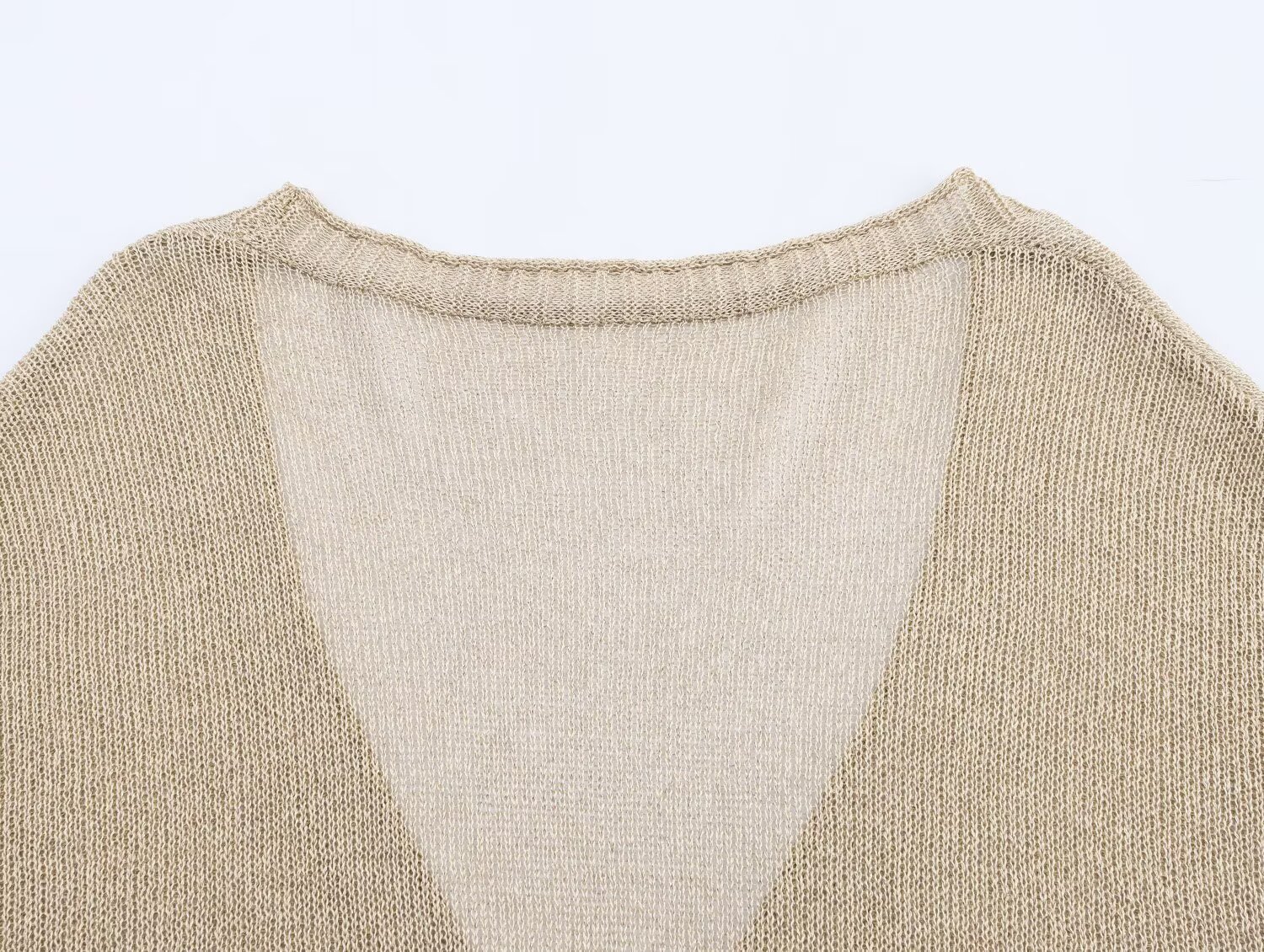 Ladies' Wrist-Length Cardigan Sweater