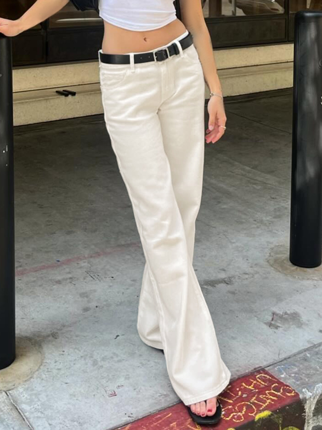 Solid color casual minimalist jeans