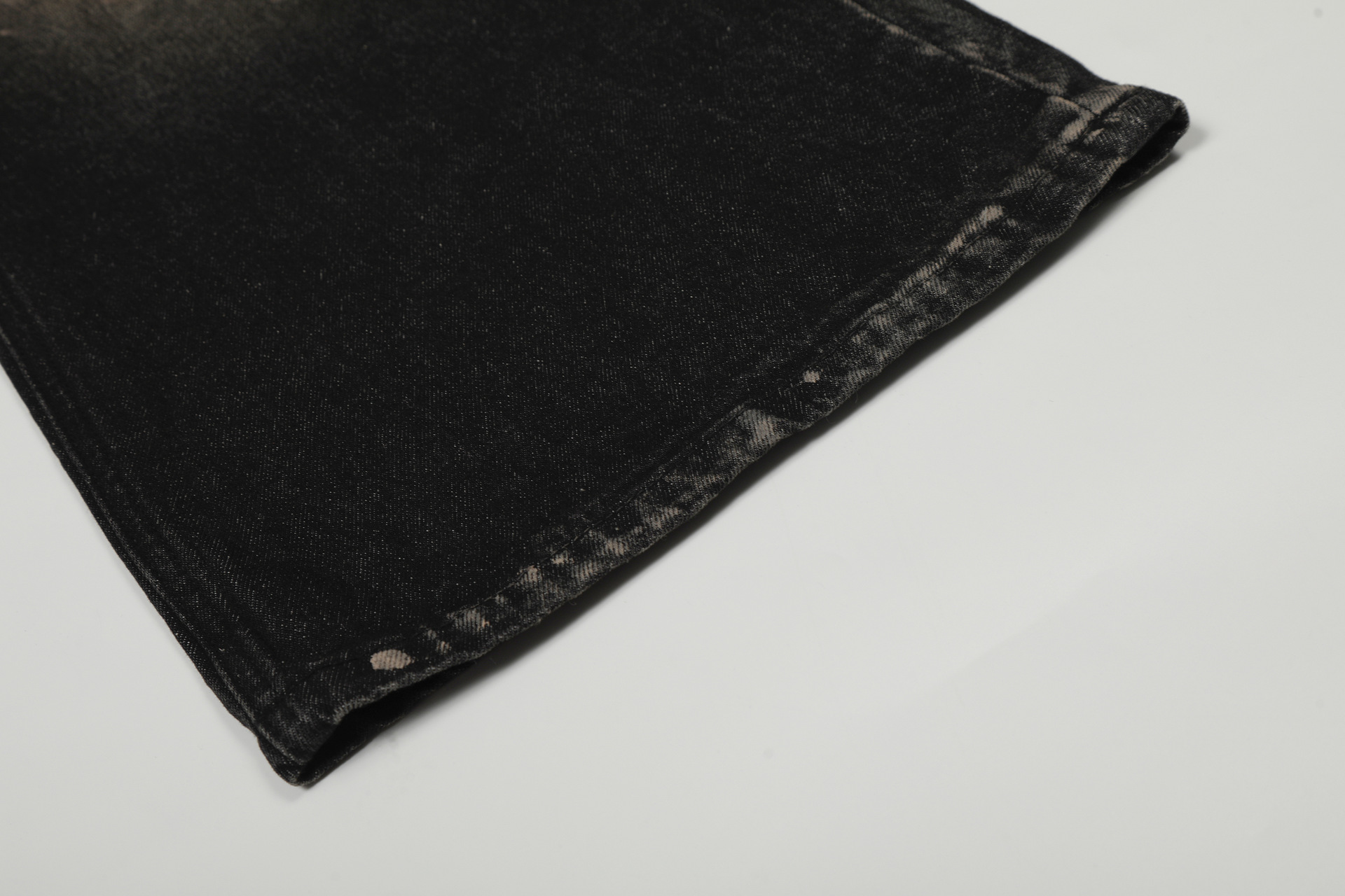Retro Unisex Trendy Washed Black Splatter Design Men's Loose Wide-Leg Jeans