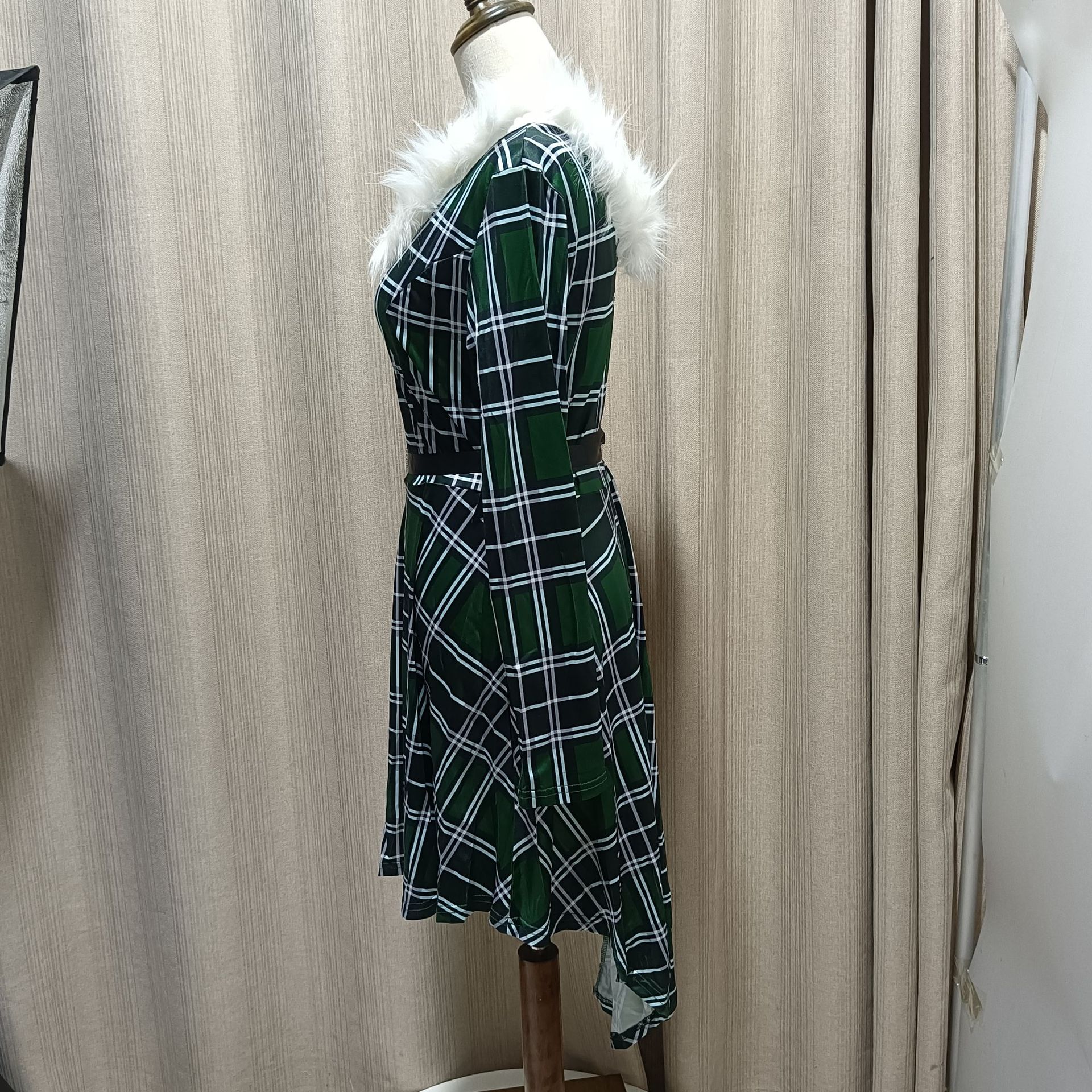 Holiday Ladies' Plaid Vintage V-Shaped Wrist-Length Sleeves Dress