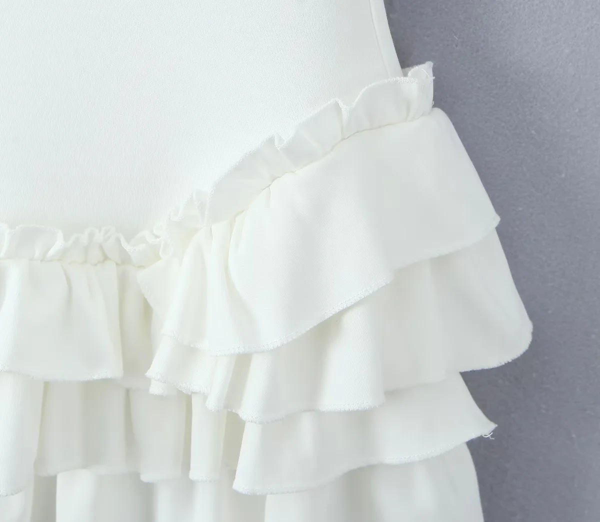 Square neck high elasticity sleeveless short skirt