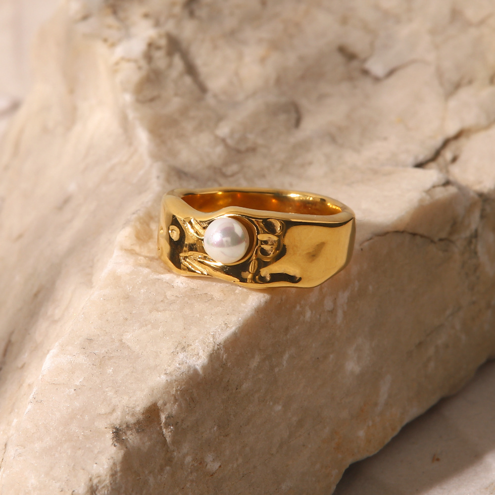 Uworld Vintage Style Ring 18K gold plated Fresh Water Pearl Stainless Steel Jewelry Elegant Imitation Ring Accessories New