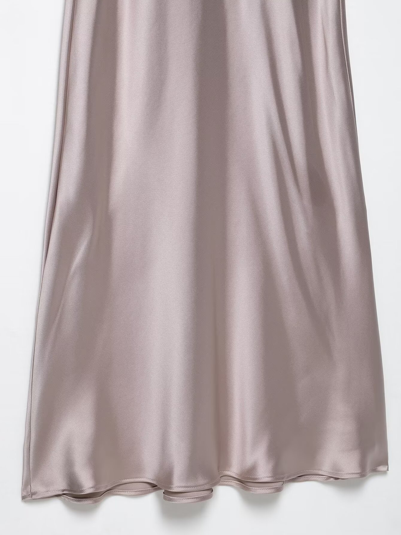V-neck short sleeved waist cinched silk texture long dress for women